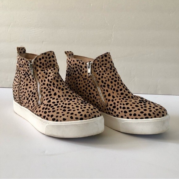 Soda Womens Taylor Nubuck Hight Top Slip On Fashion Sneakers Leopard Print 8 - Picture 1 of 8